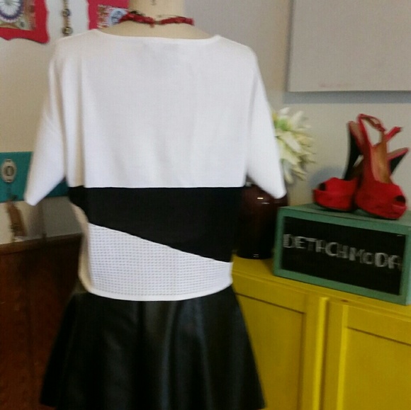 Woven top - Picture 4 of 4